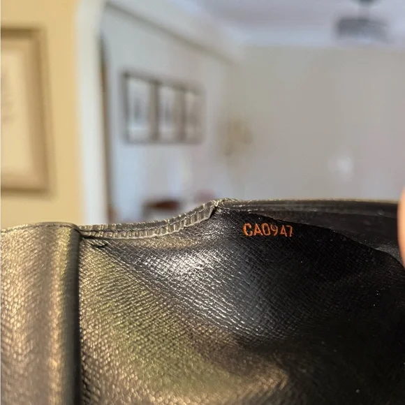 Louis Vuitton Black Epi Long Wallet with Gold Hardware & Box - Picture 9 of 12